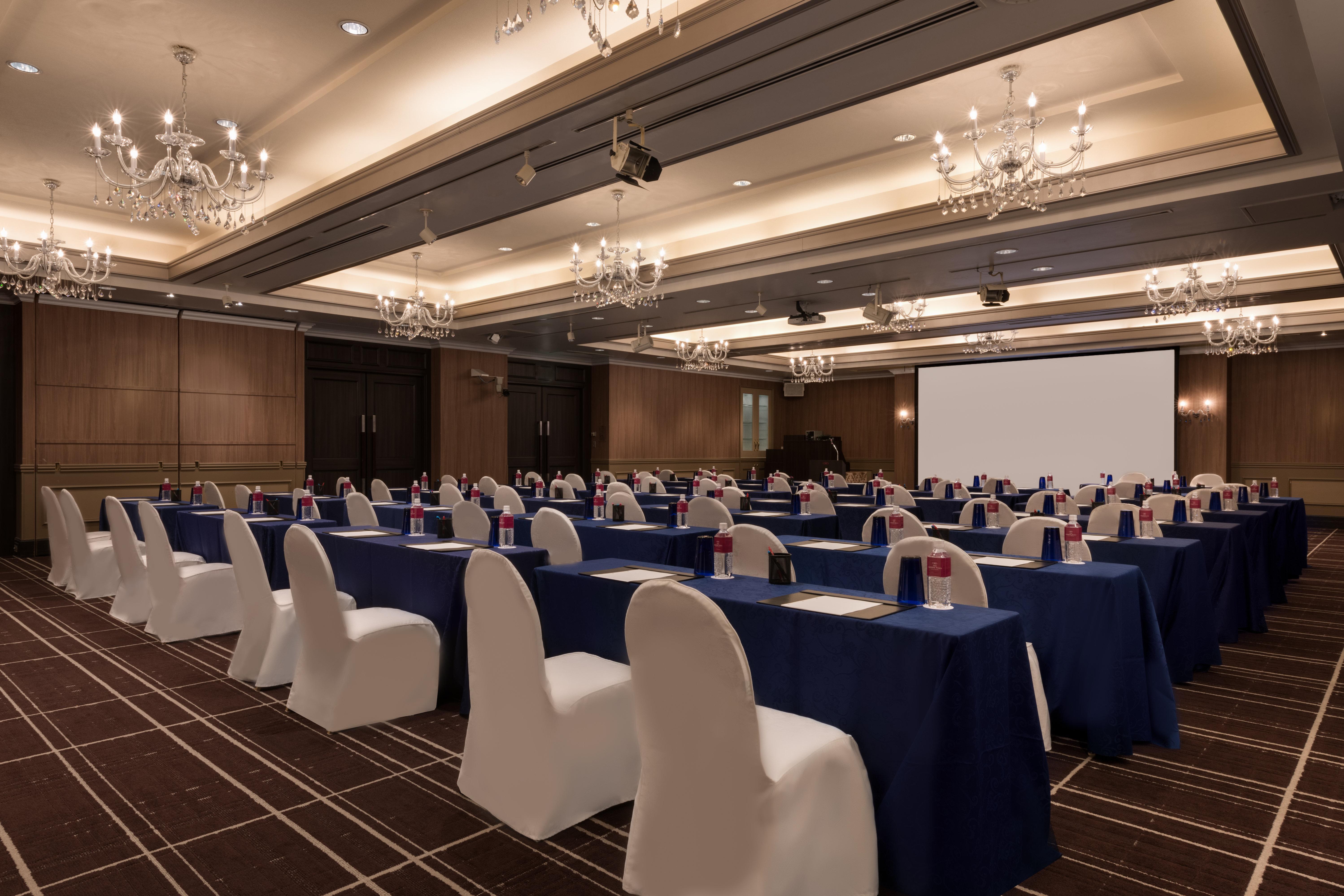 Ana Crowne Plaza Toyama By Ihg Hotell Exteriör bild