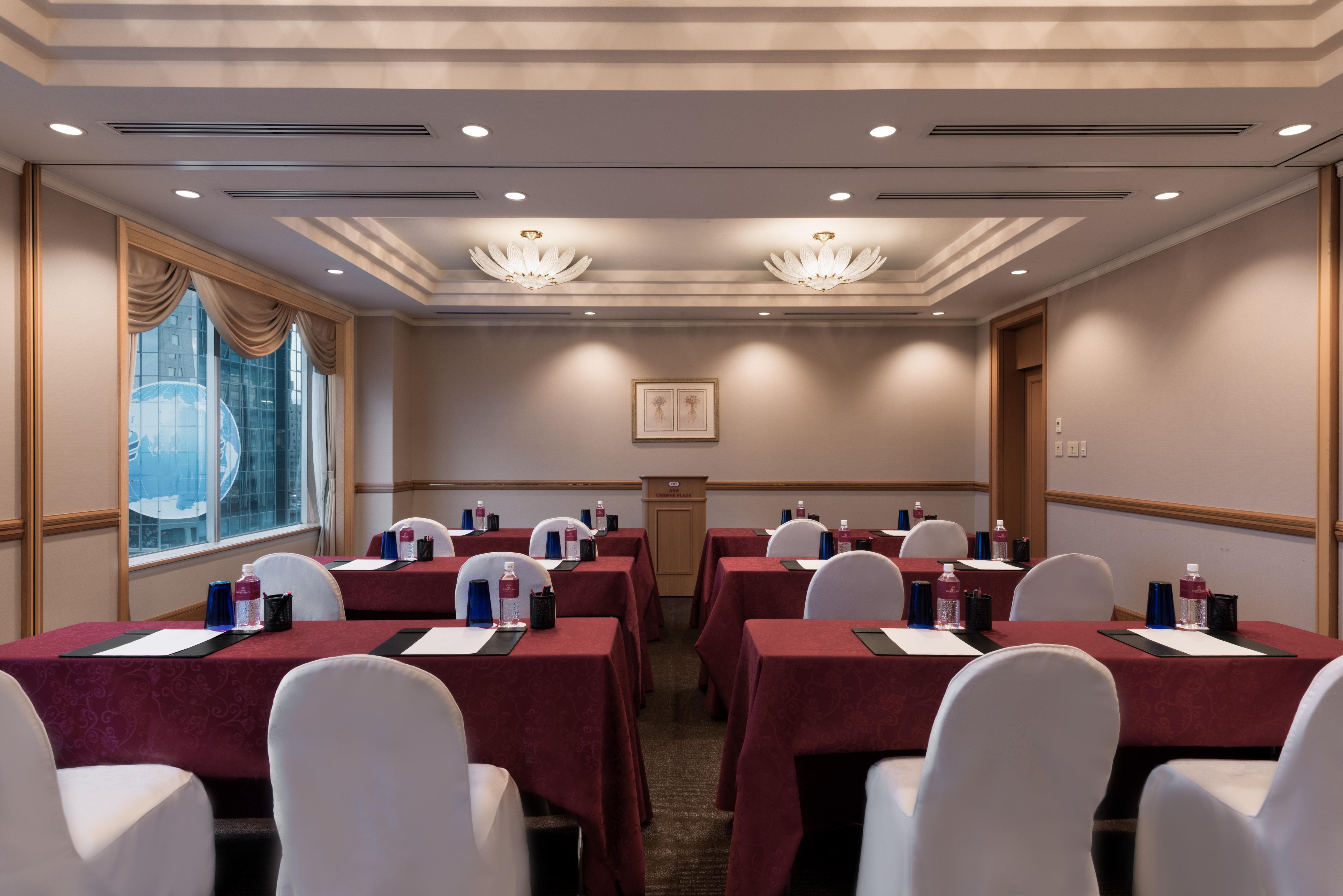 Ana Crowne Plaza Toyama By Ihg Hotell Exteriör bild