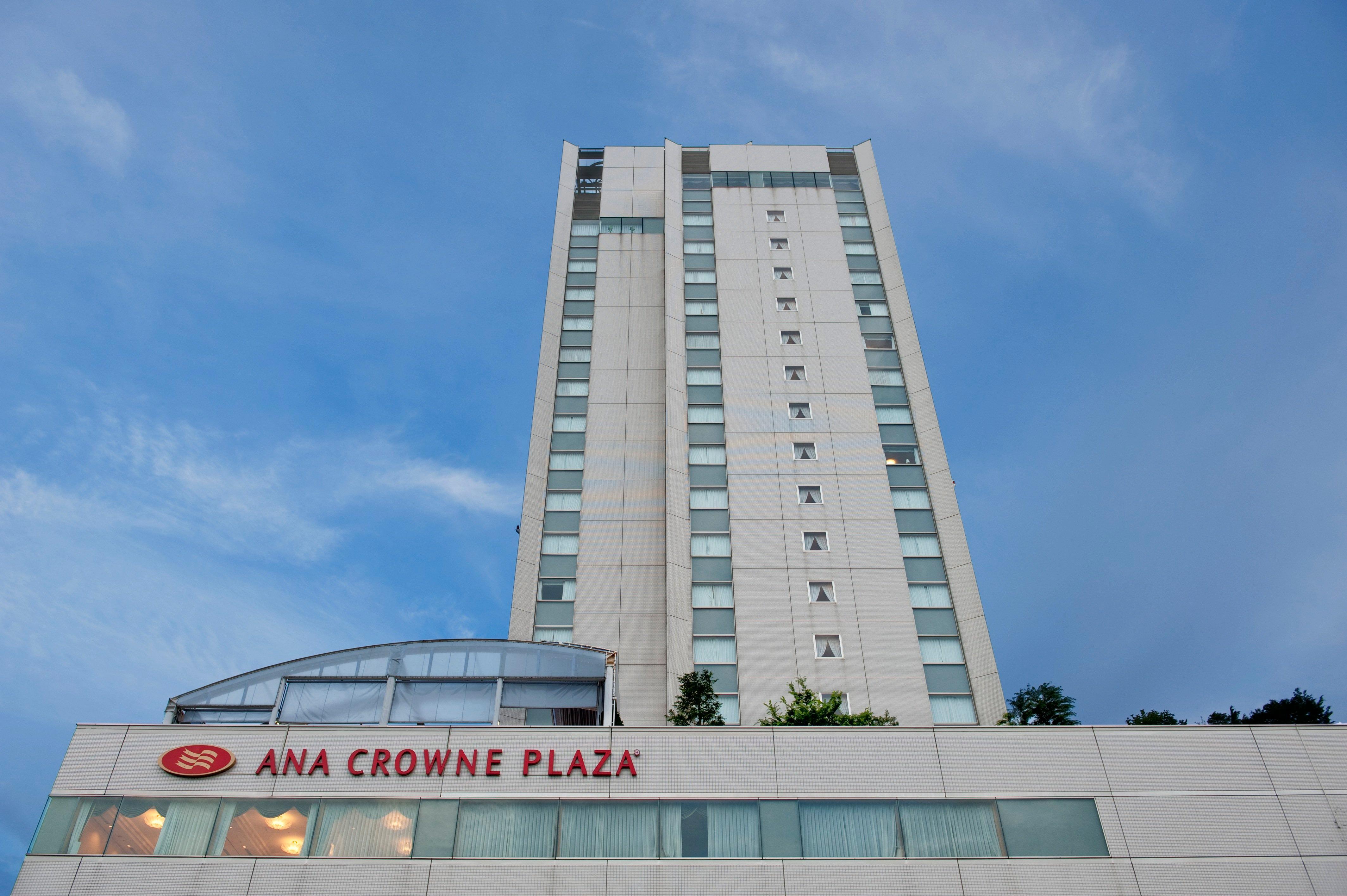 Ana Crowne Plaza Toyama By Ihg Hotell Exteriör bild