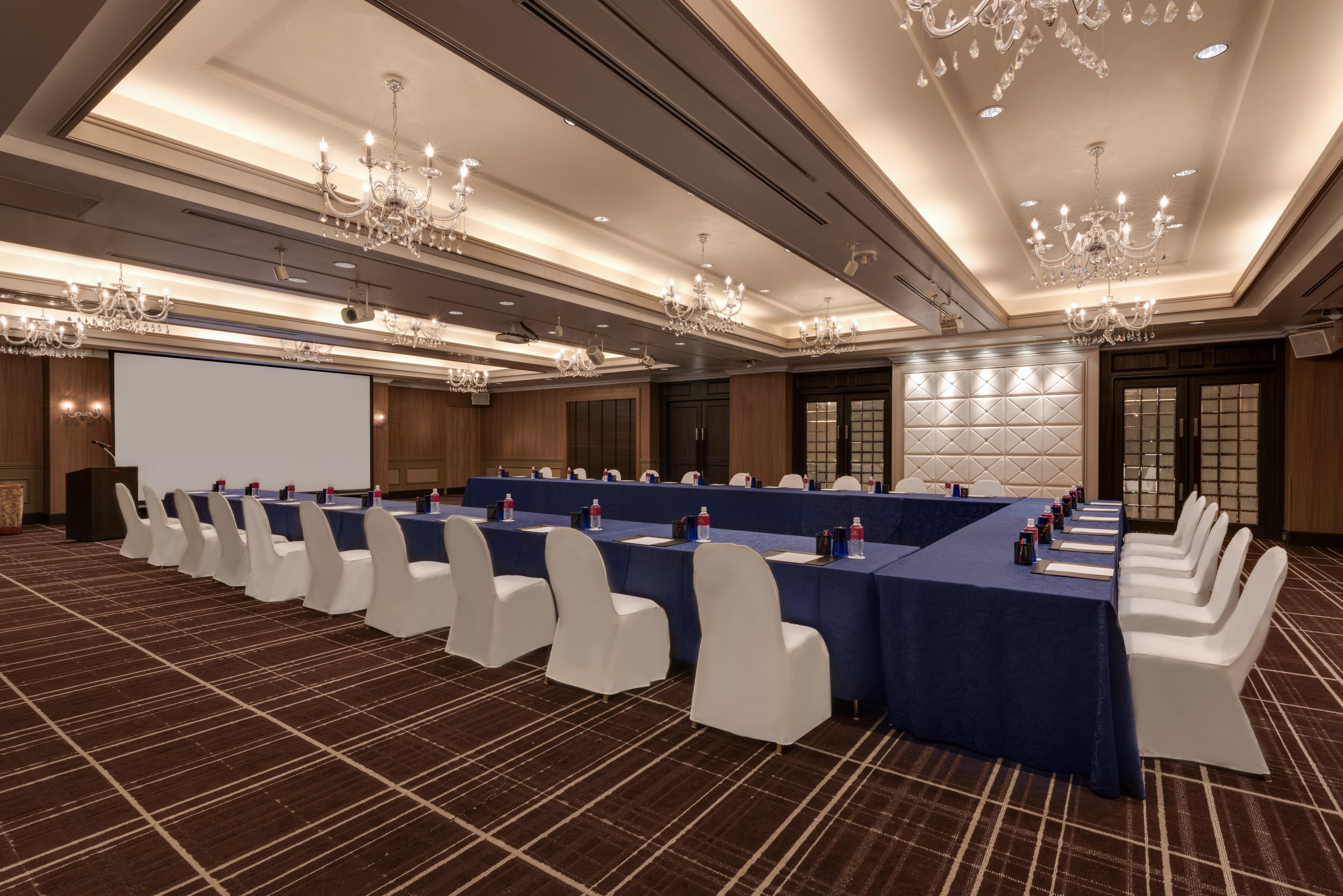 Ana Crowne Plaza Toyama By Ihg Hotell Exteriör bild