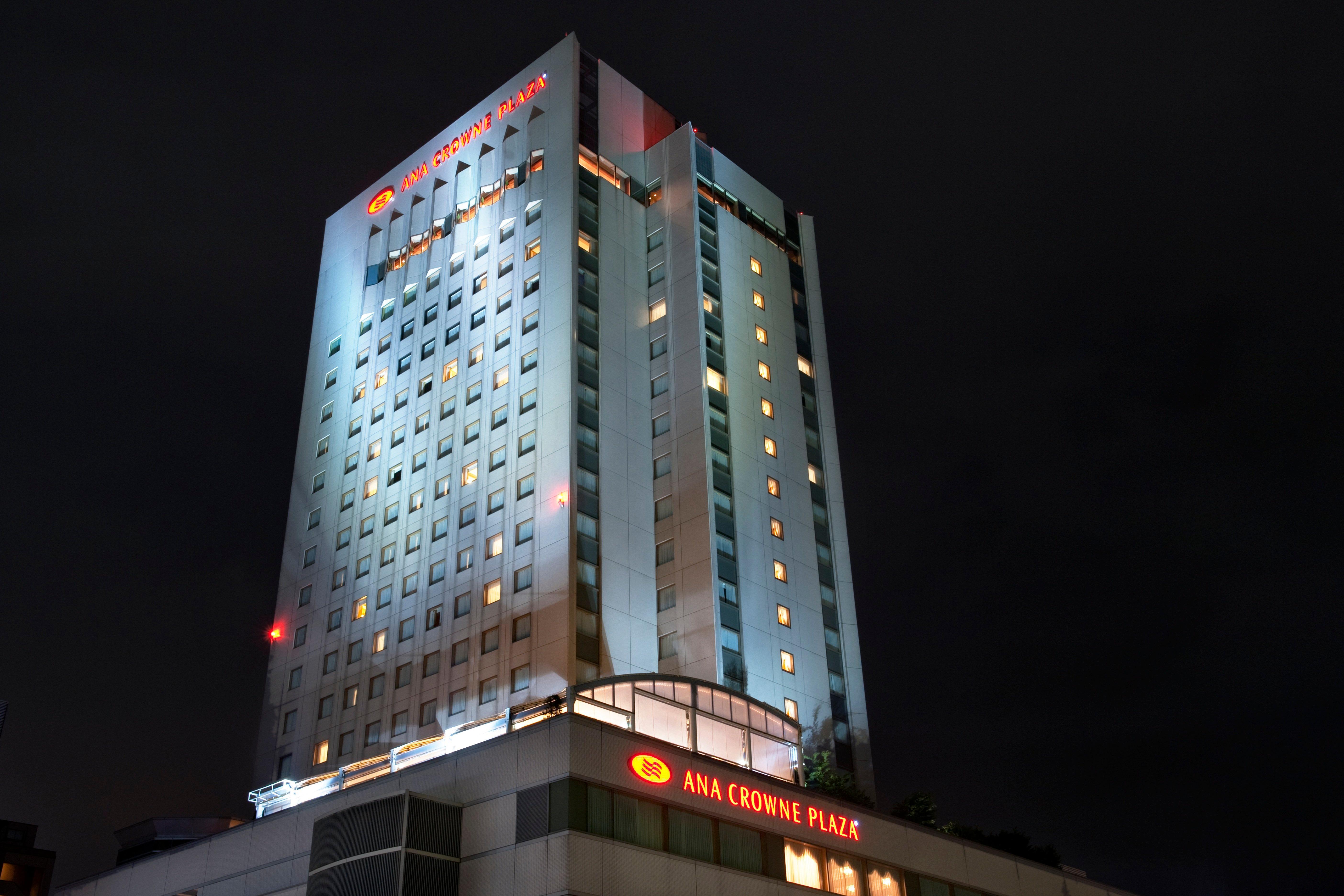 Ana Crowne Plaza Toyama By Ihg Hotell Exteriör bild